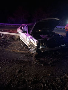 photo showing damaged front of vehicle